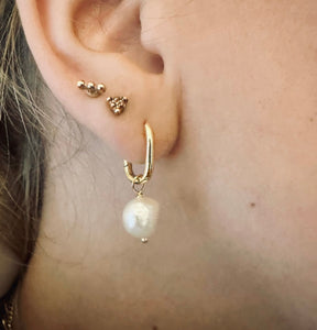 Pearl huggie hoop earrings